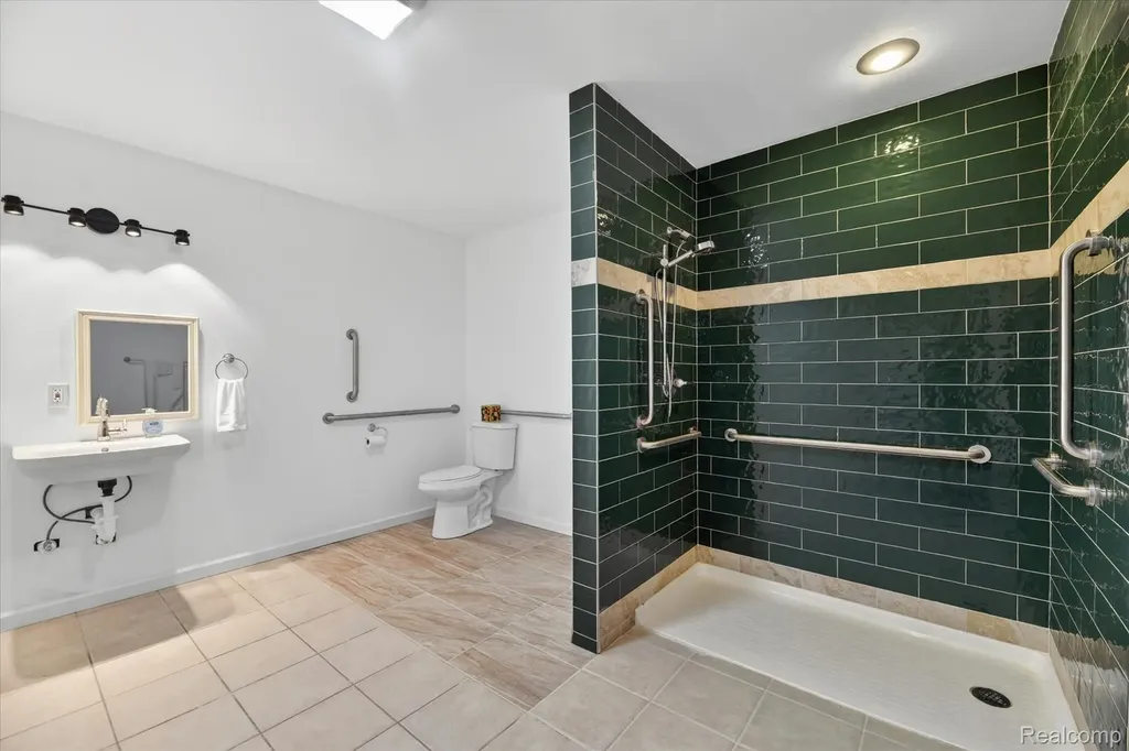 11280 Hegel Road Atlas Township MI 48438