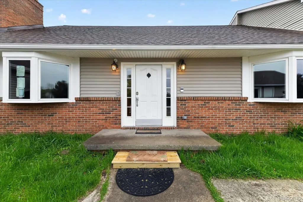 11280 Hegel Road Atlas Township MI 48438