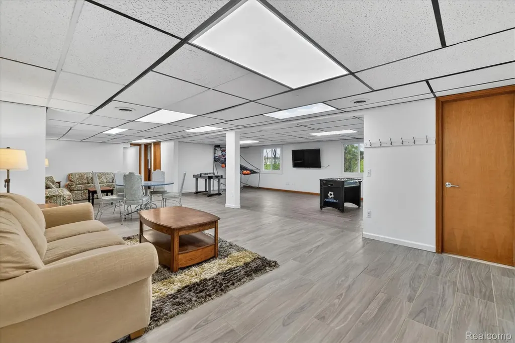 11280 Hegel Road Atlas Township MI 48438