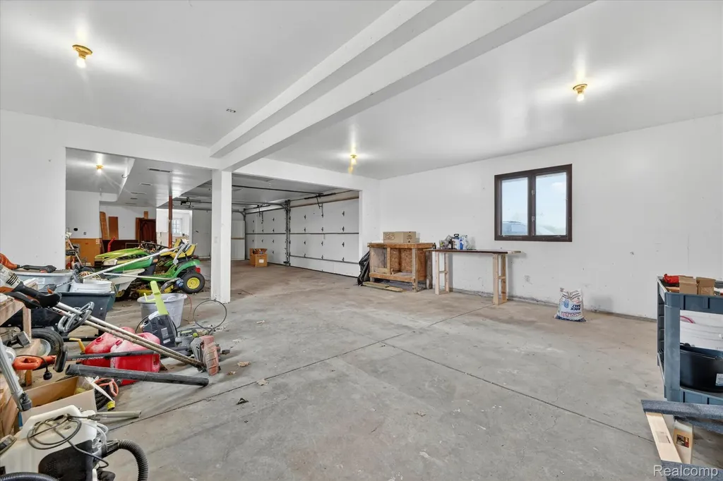 11280 Hegel Road Atlas Township MI 48438