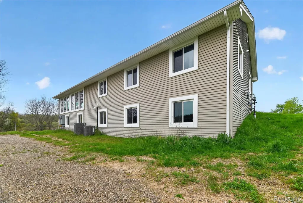 11280 Hegel Road Atlas Township MI 48438