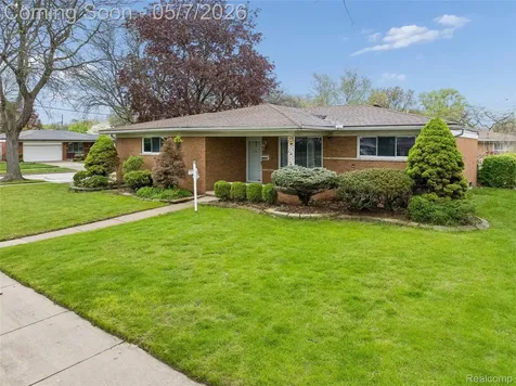 14053 April Lane Warren City MI 48088
