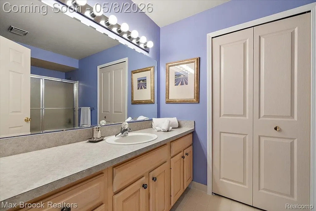 46597 Covington Drive Macomb Township MI 48044
