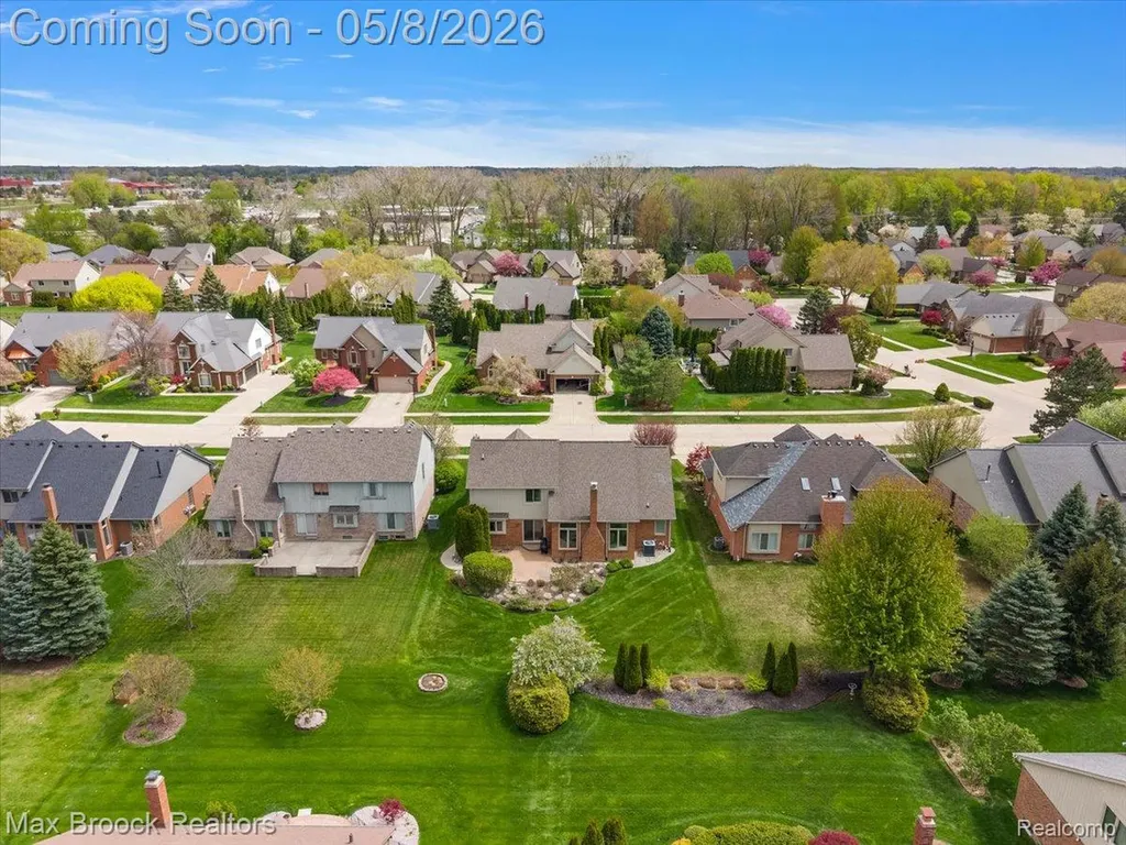 46597 Covington Drive Macomb Township MI 48044