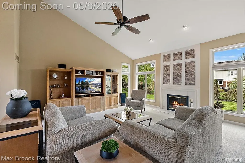 46597 Covington Drive Macomb Township MI 48044