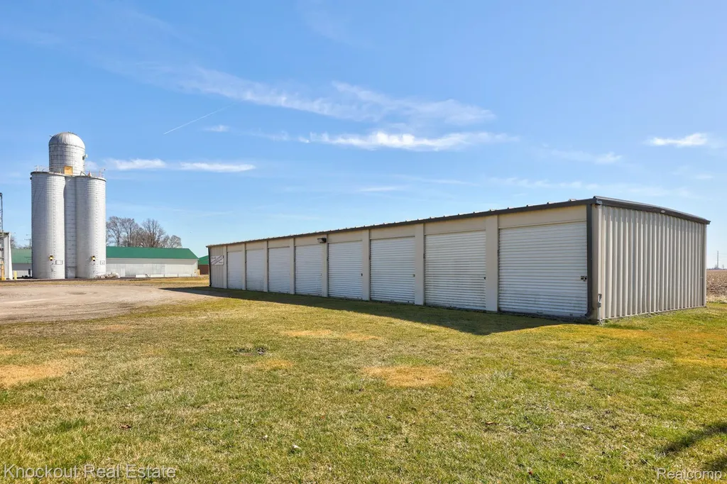 9739 Saginaw Street Reese Village MI 48757