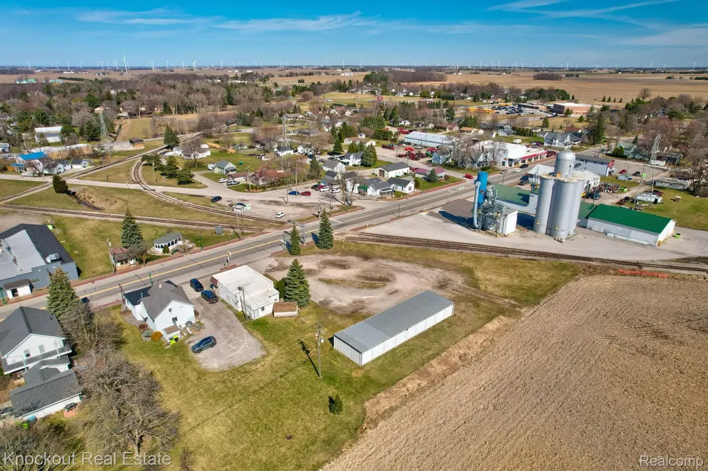 9739 Saginaw Street Reese Village MI 48757