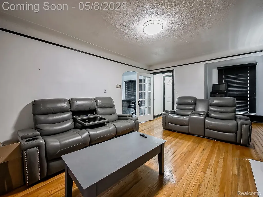 16207 Harlow Street Detroit City MI 48235