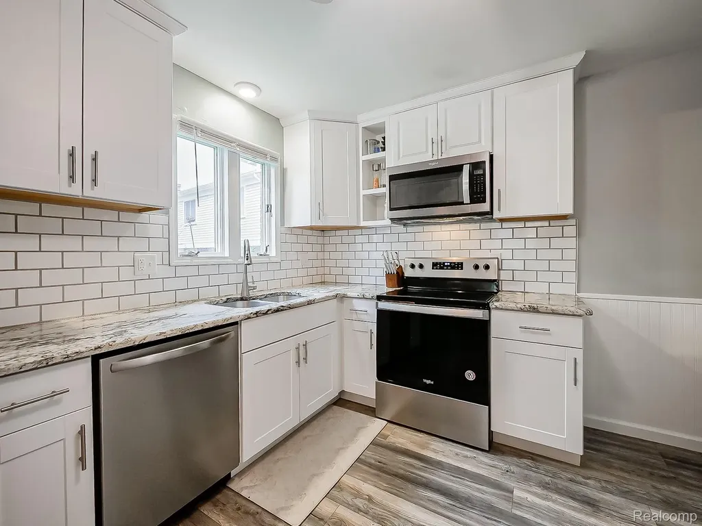 41528 Greenwood Court Canton Charter Township MI 48187
