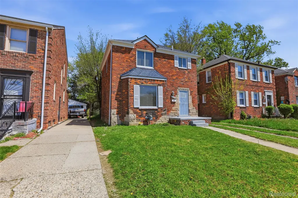 9236 Manistique Street Detroit City MI 48224