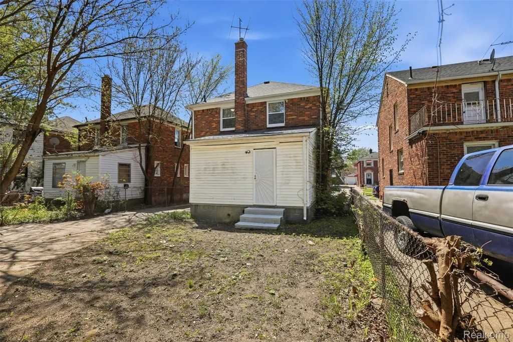 9236 Manistique Street Detroit City MI 48224