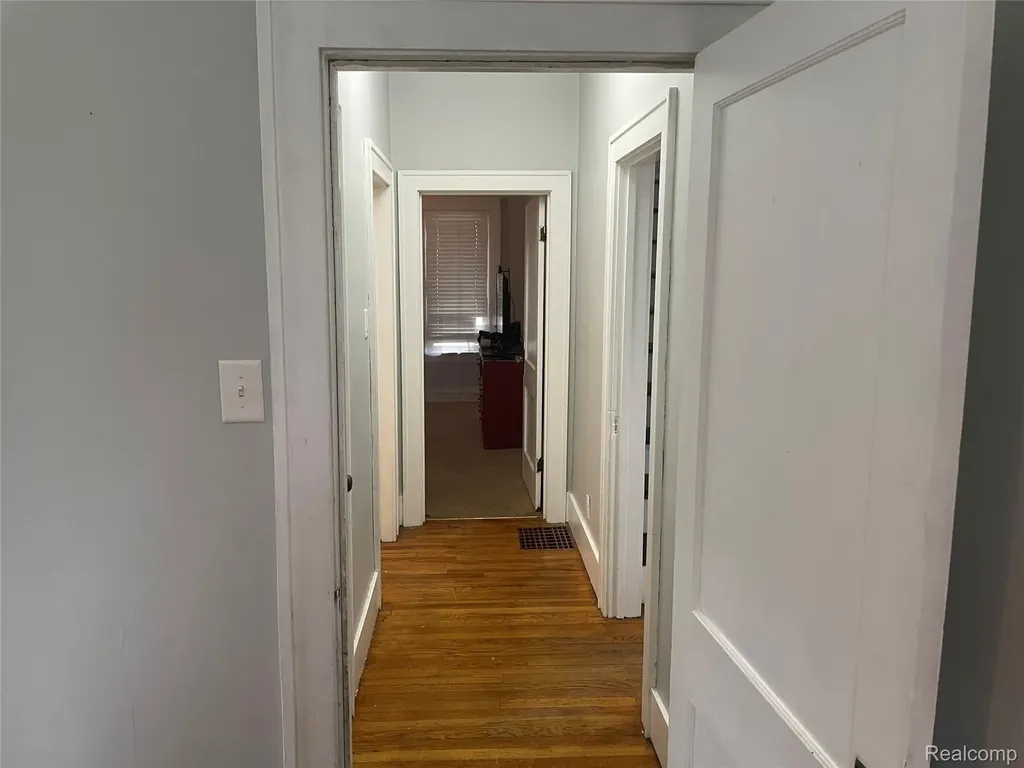218 16th Street Port Huron City MI 48060