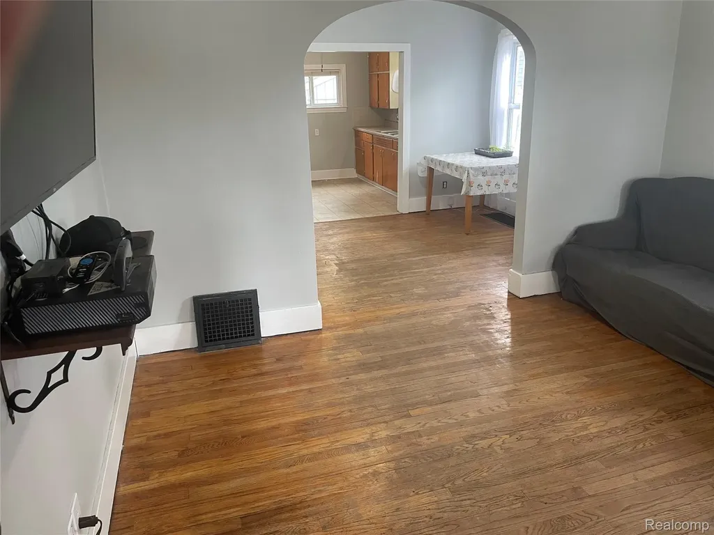 218 16th Street Port Huron City MI 48060