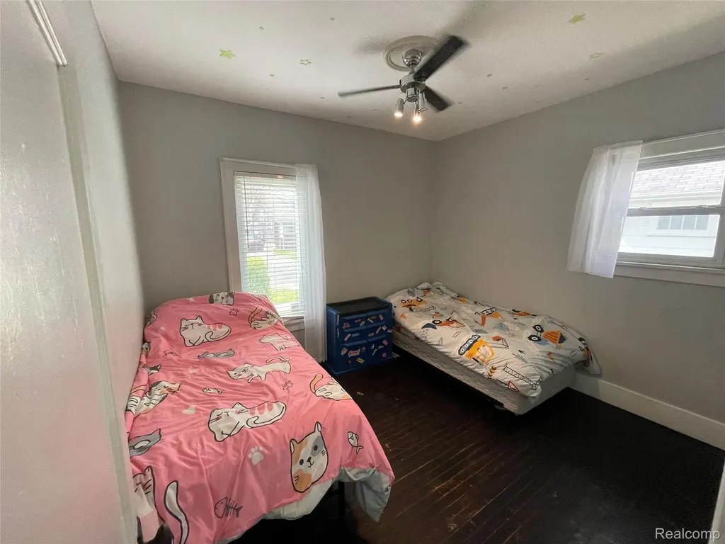 218 16th Street Port Huron City MI 48060