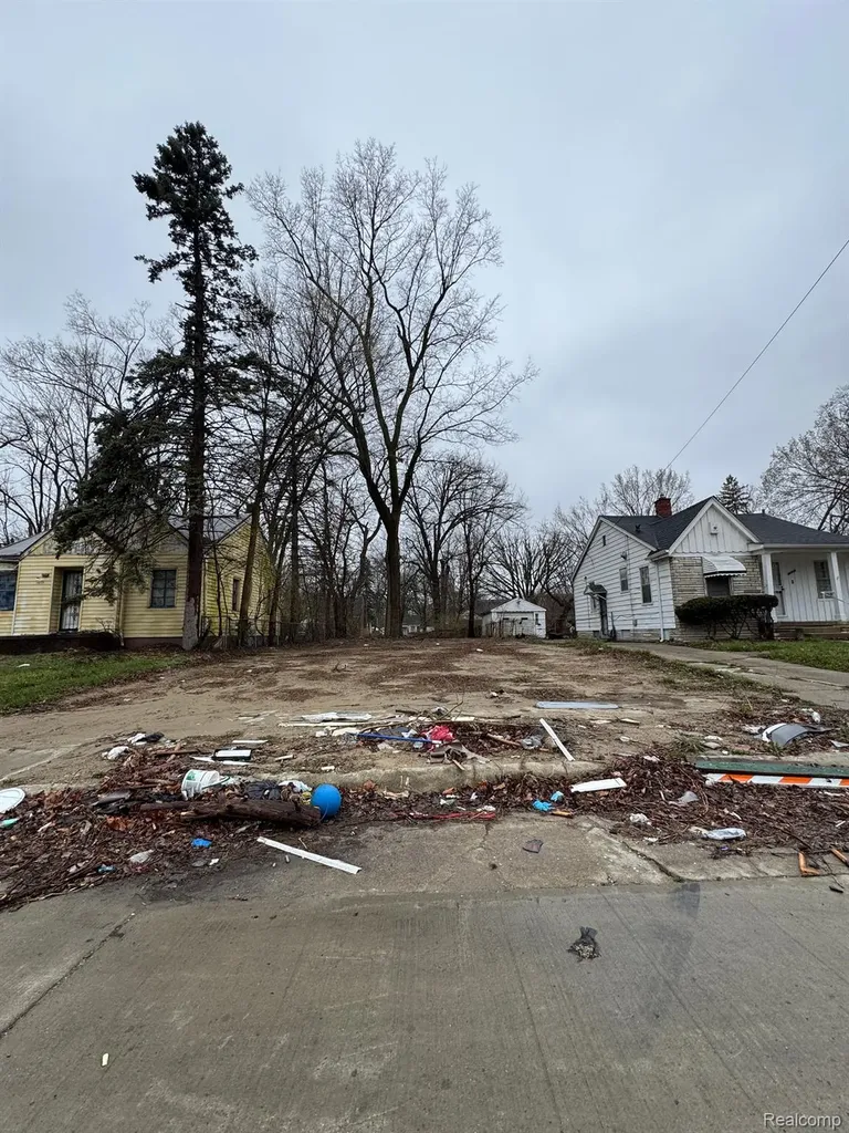 18451 Stout Street Detroit City MI 48219