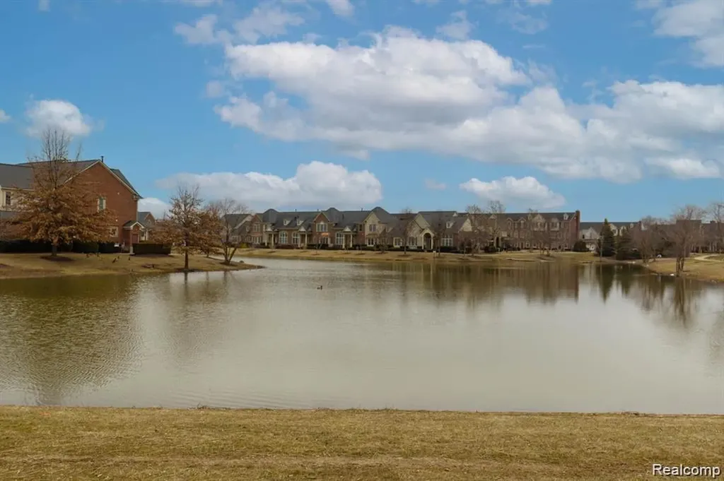 1560 W Lakeview Lane Canton Charter Township MI 48187
