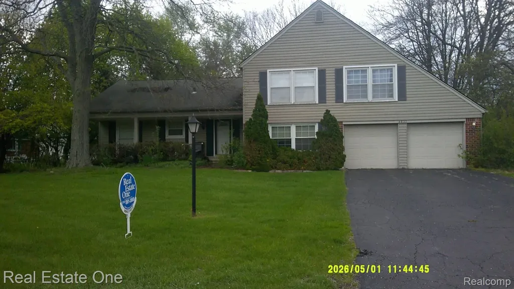 4837 Teddington Drive West Bloomfield Charter Township MI 48323