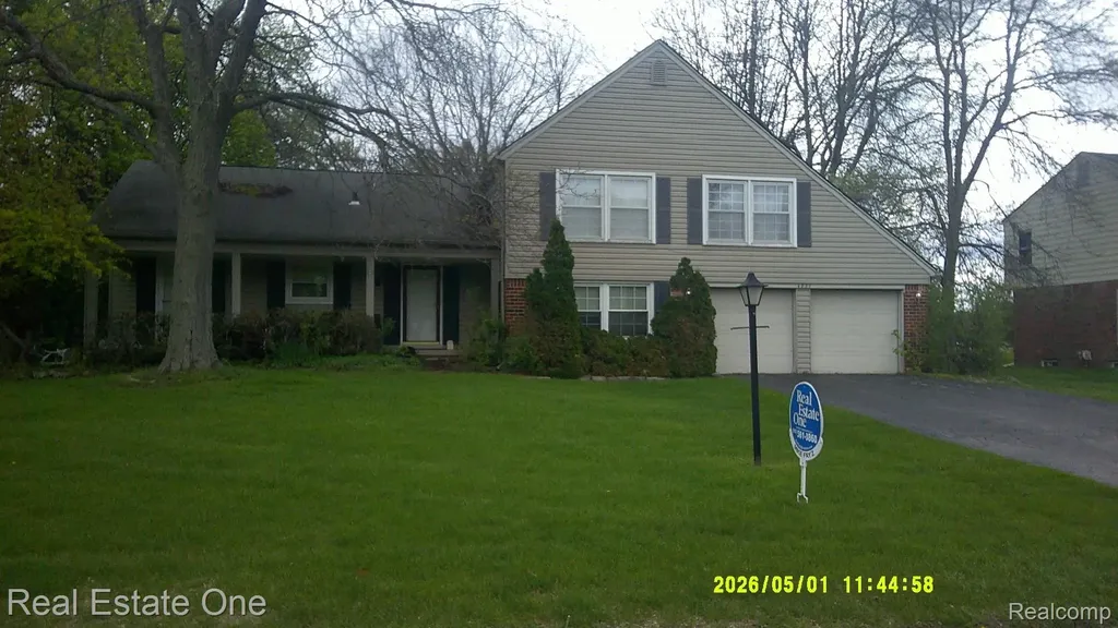 4837 Teddington Drive West Bloomfield Charter Township MI 48323
