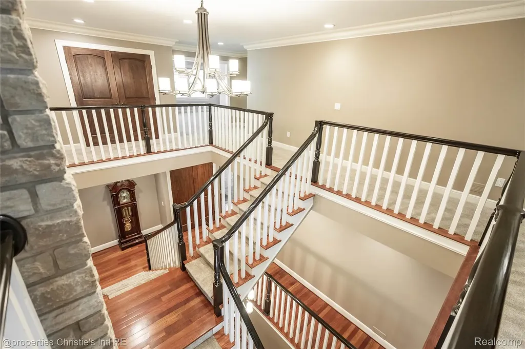 1330 Oxford Road Bloomfield Charter Township MI 48304