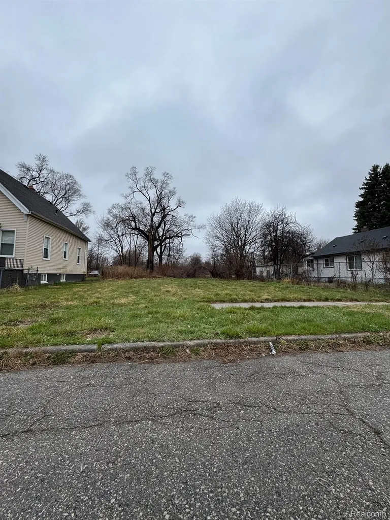 5827 Garland Street Detroit City MI 48213