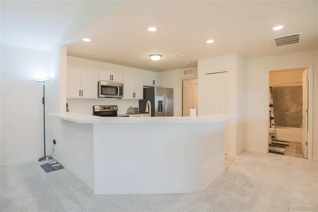 21984 Andover Drive Macomb Township MI 48042