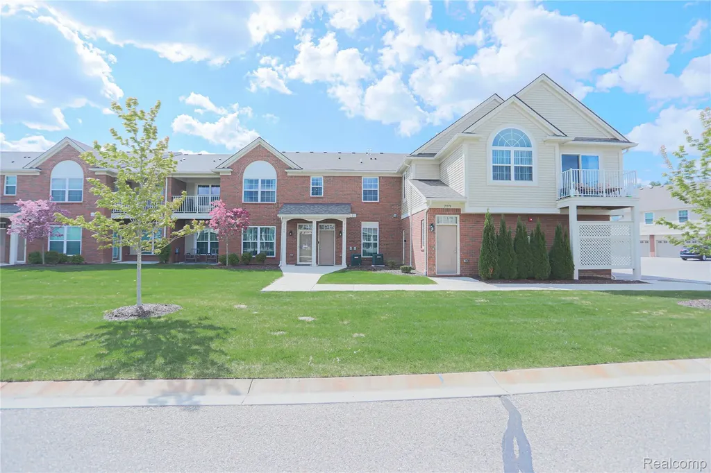 21984 Andover Drive Macomb Township MI 48042