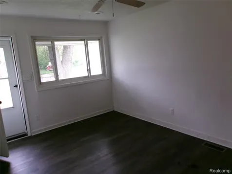 709 Dorset Avenue Ypsilanti Charter Township MI 48198
