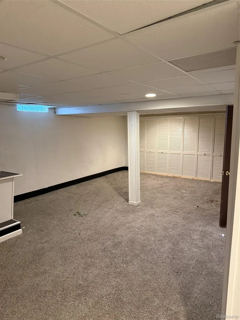 17469 Gateway Circle Southfield City MI 48075