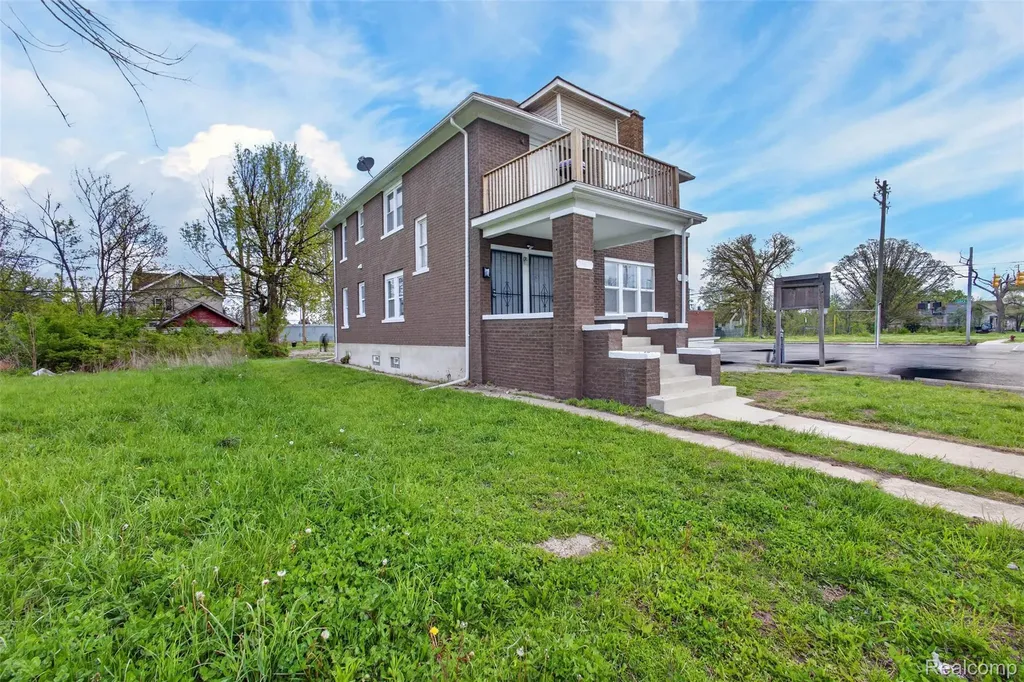 20 W Nevada Street Detroit City MI 48203