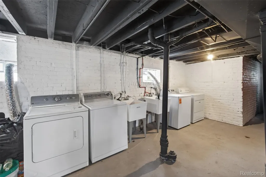 20 W Nevada Street Detroit City MI 48203