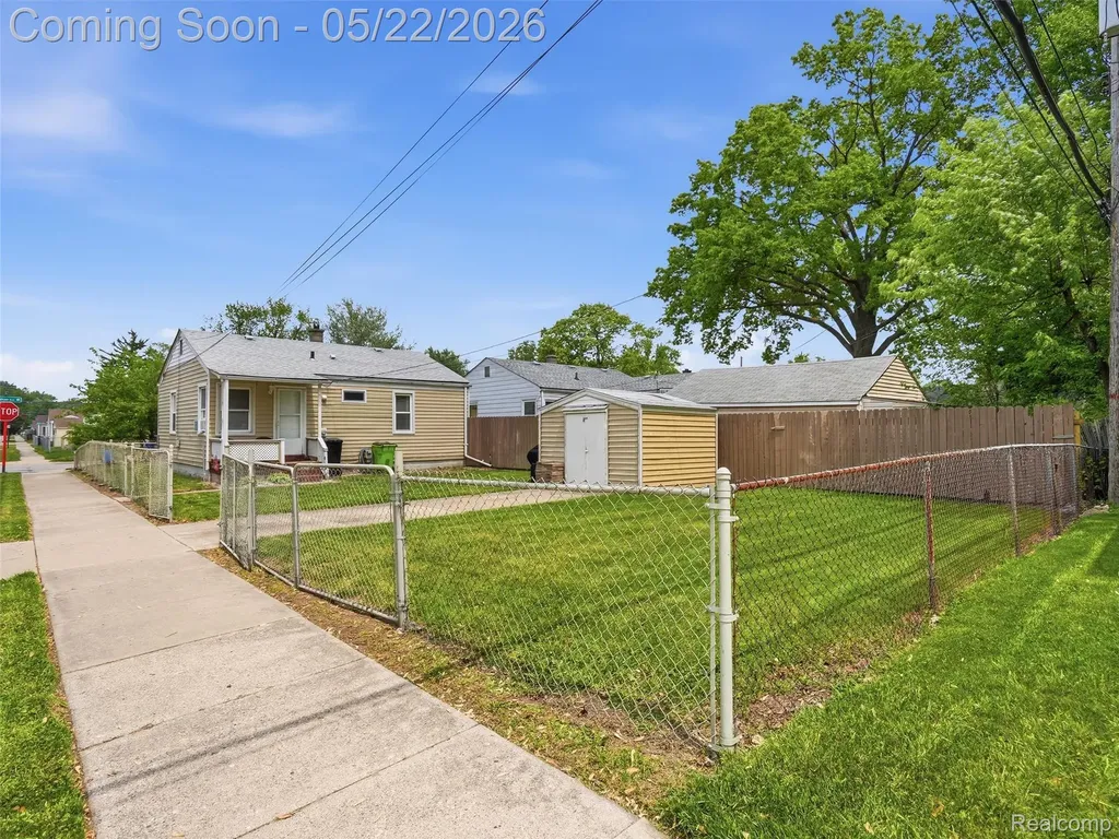 504 E Hudson Avenue Madison Heights City MI 48071
