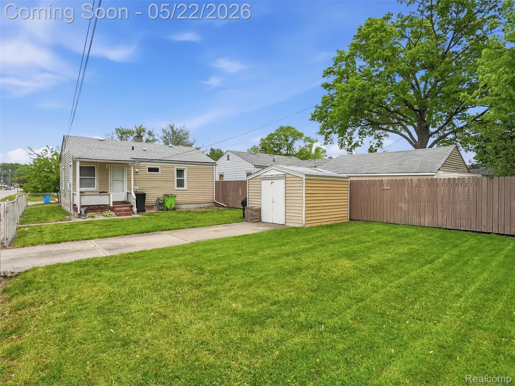 504 E Hudson Avenue Madison Heights City MI 48071