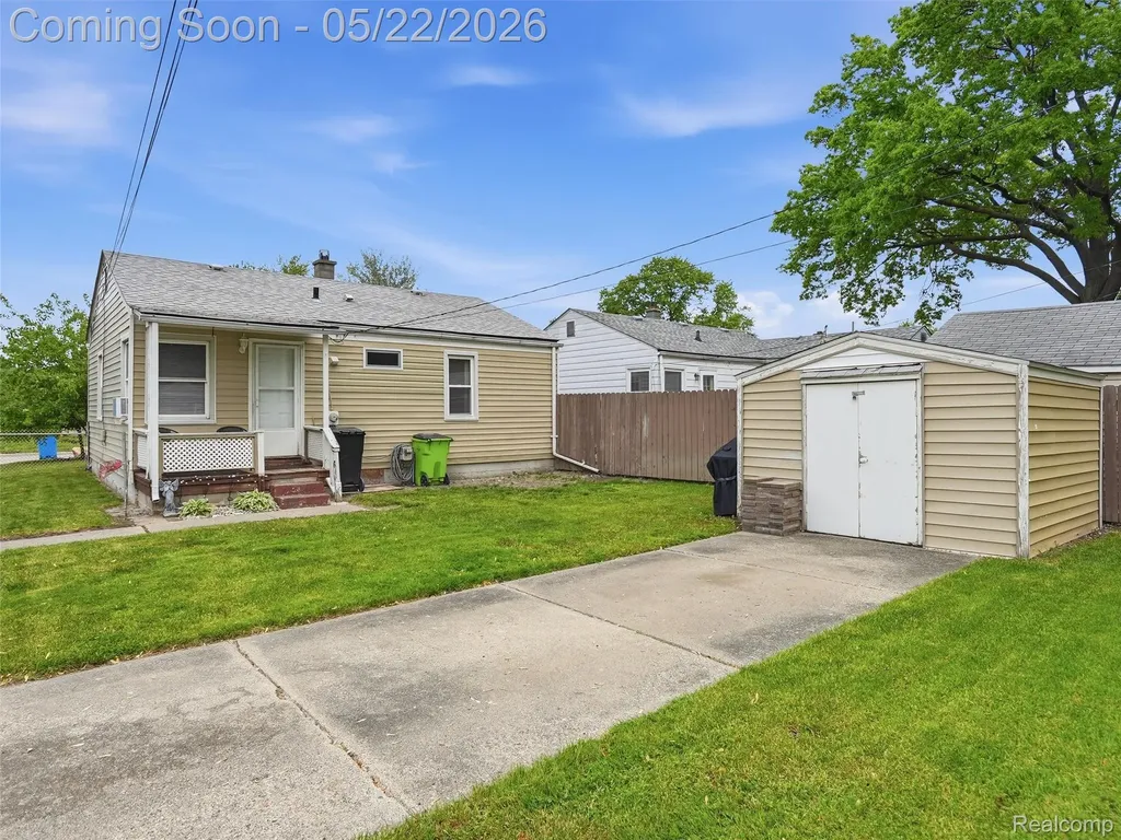 504 E Hudson Avenue Madison Heights City MI 48071