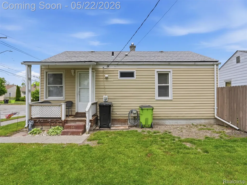 504 E Hudson Avenue Madison Heights City MI 48071