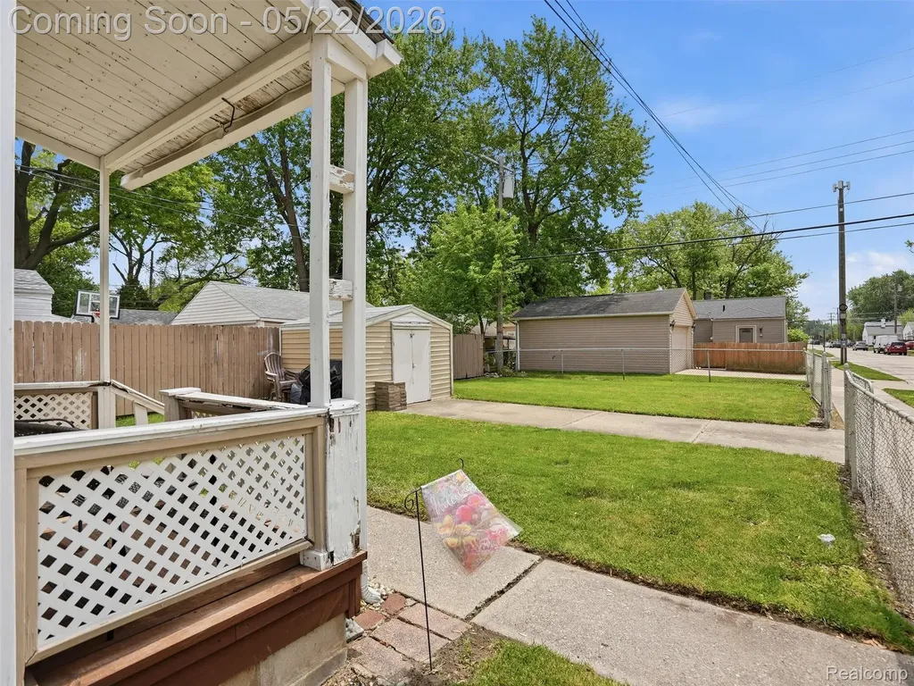 504 E Hudson Avenue Madison Heights City MI 48071