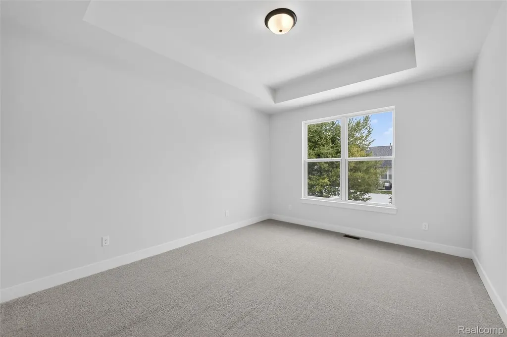 1458 Turner Drive Commerce Charter Township MI 48390