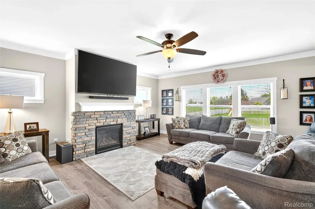 16543 Bedington Drive Fenton Charter Township MI 48451
