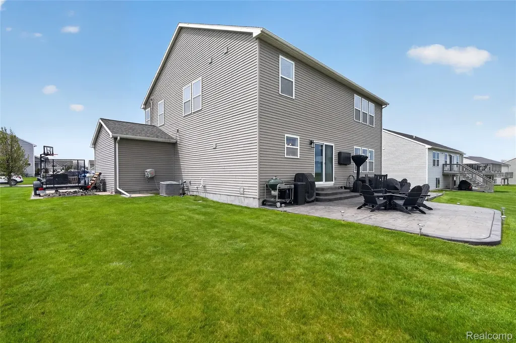 16543 Bedington Drive Fenton Charter Township MI 48451