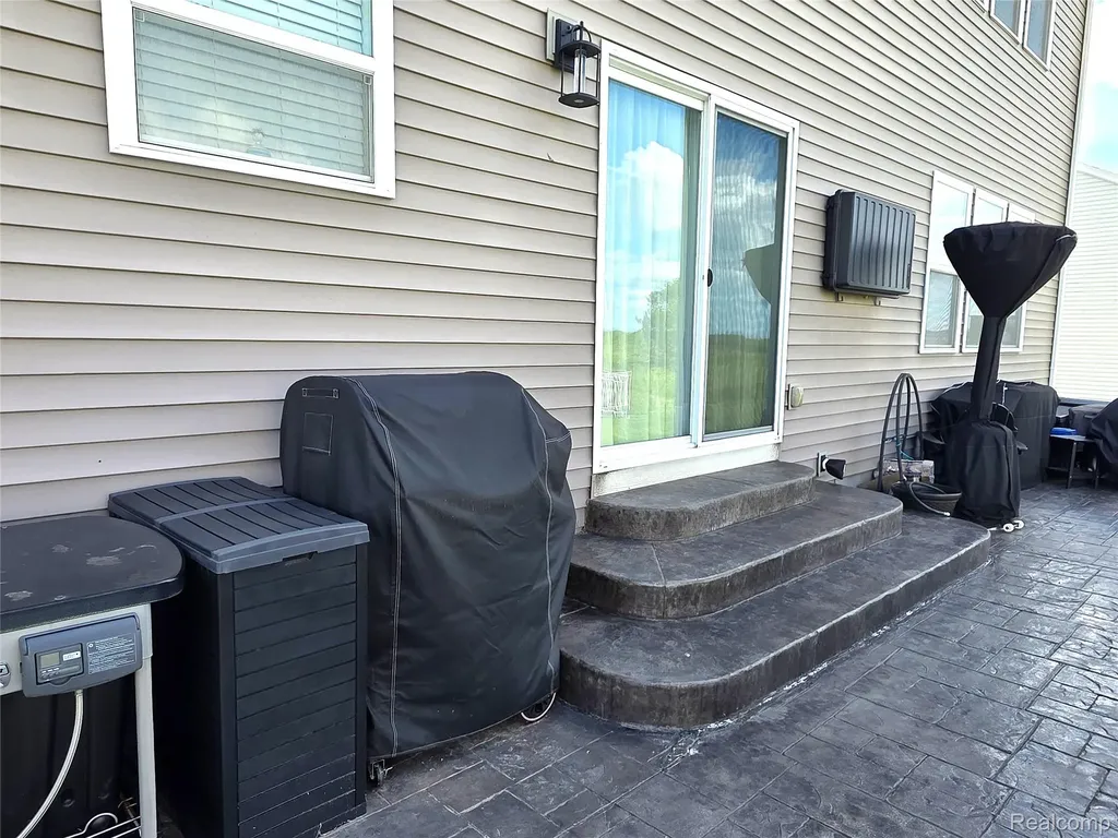 16543 Bedington Drive Fenton Charter Township MI 48451