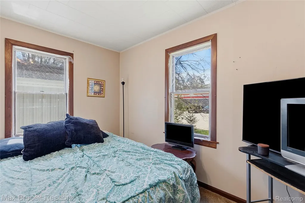 1146 E Caro Road Almer Township MI 48723