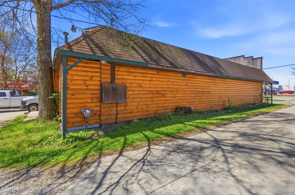 1146 E Caro Road Almer Township MI 48723