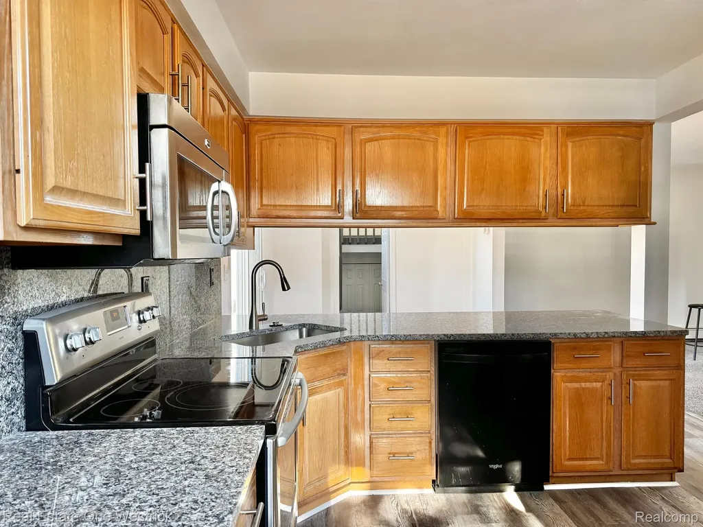 432 Edgewater Drive Algonac City MI 48001