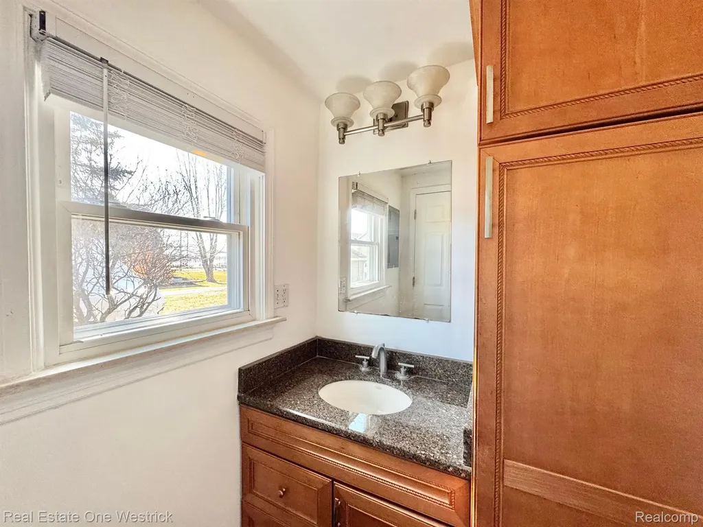 432 Edgewater Drive Algonac City MI 48001