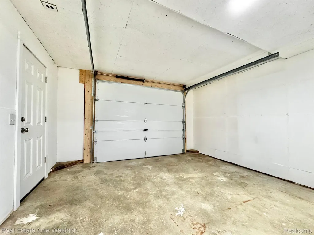 432 Edgewater Drive Algonac City MI 48001