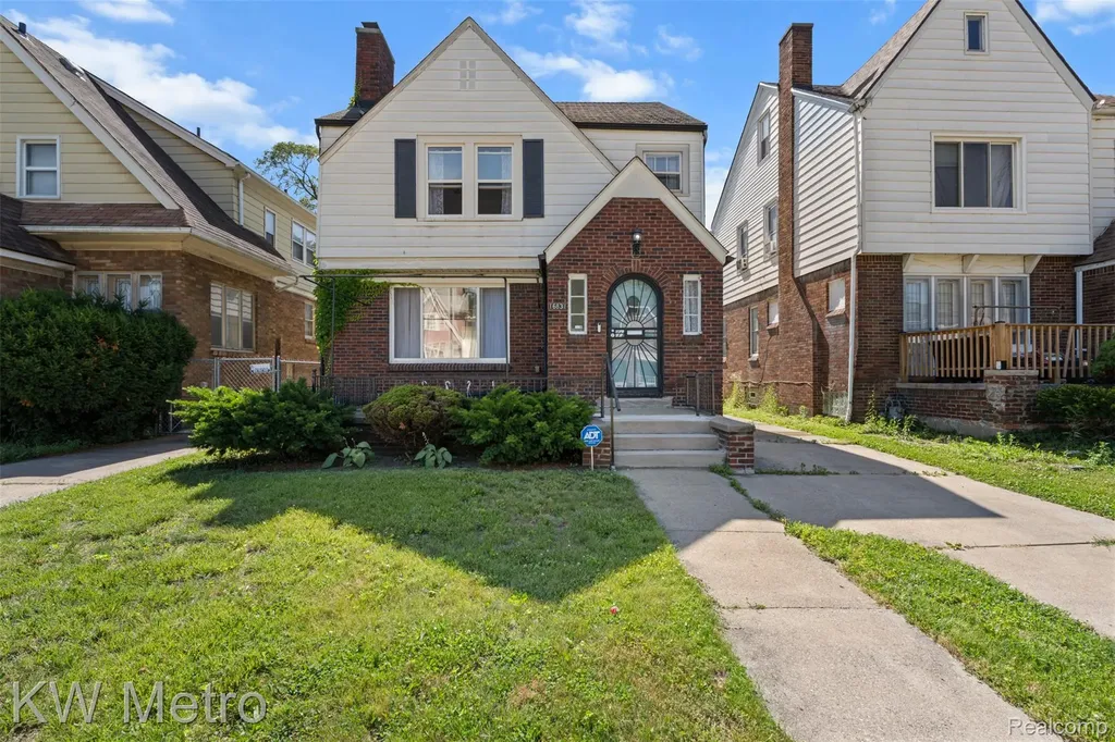16831 Lawton Street Detroit City MI 48221