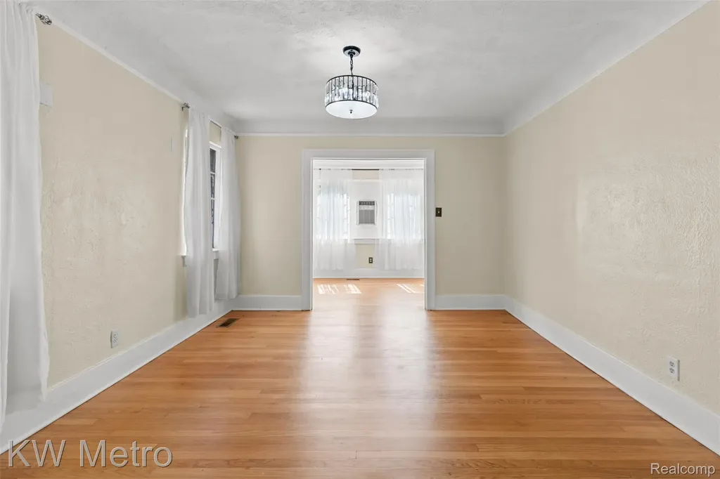 16831 Lawton Street Detroit City MI 48221