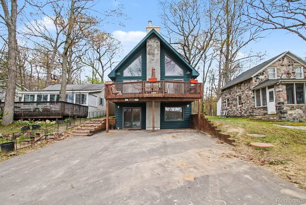4375 Skinner Lake Road Oregon Township MI 48446