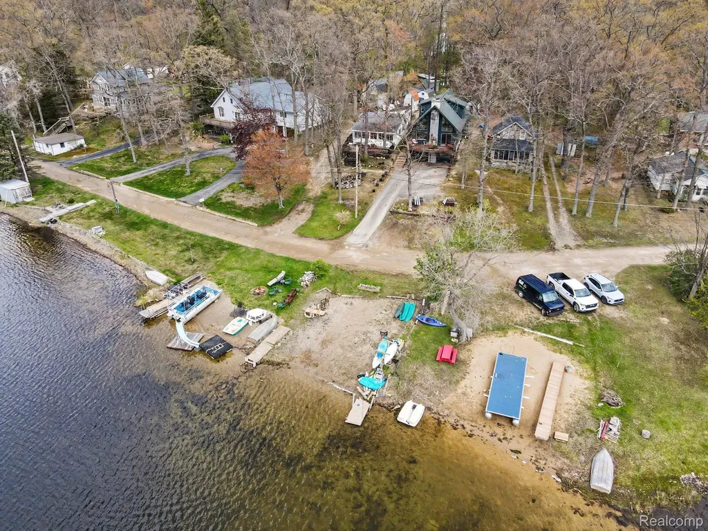 4375 Skinner Lake Road Oregon Township MI 48446