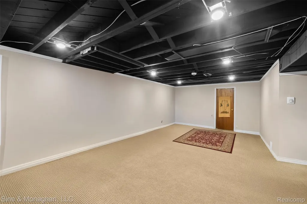 1515 Westchester Street Westland City MI 48186