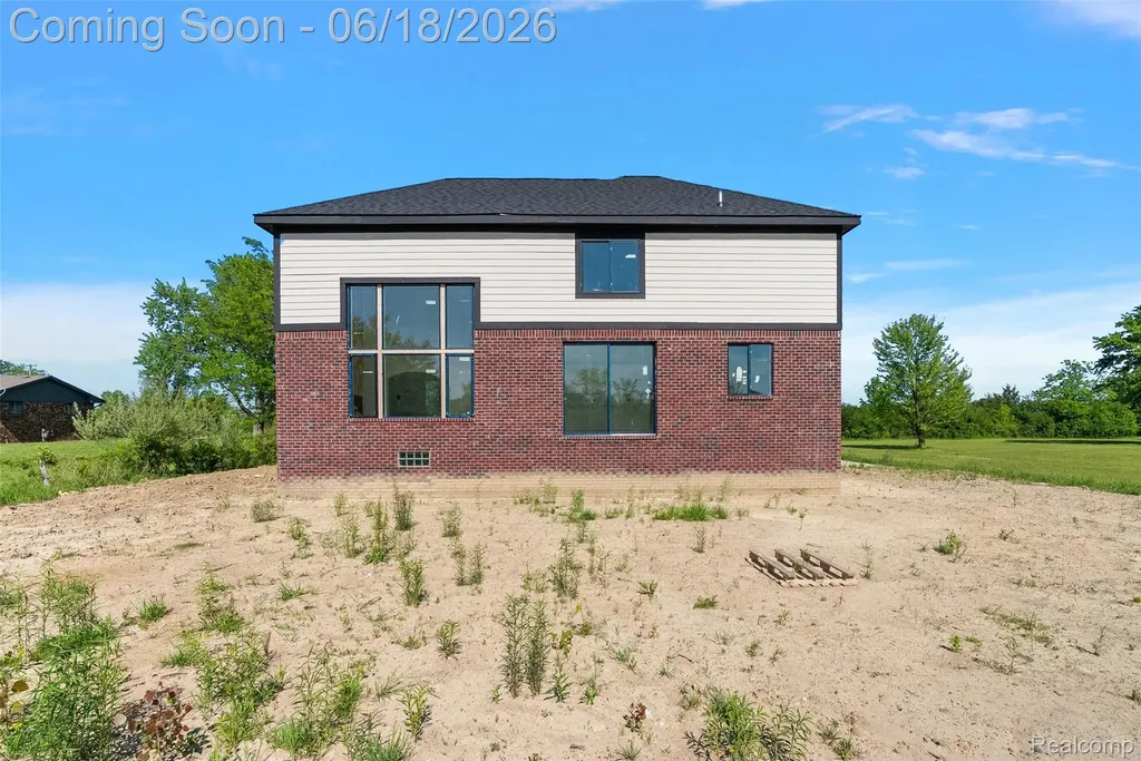 60637 Schoenherr Road Washington Township MI 48094